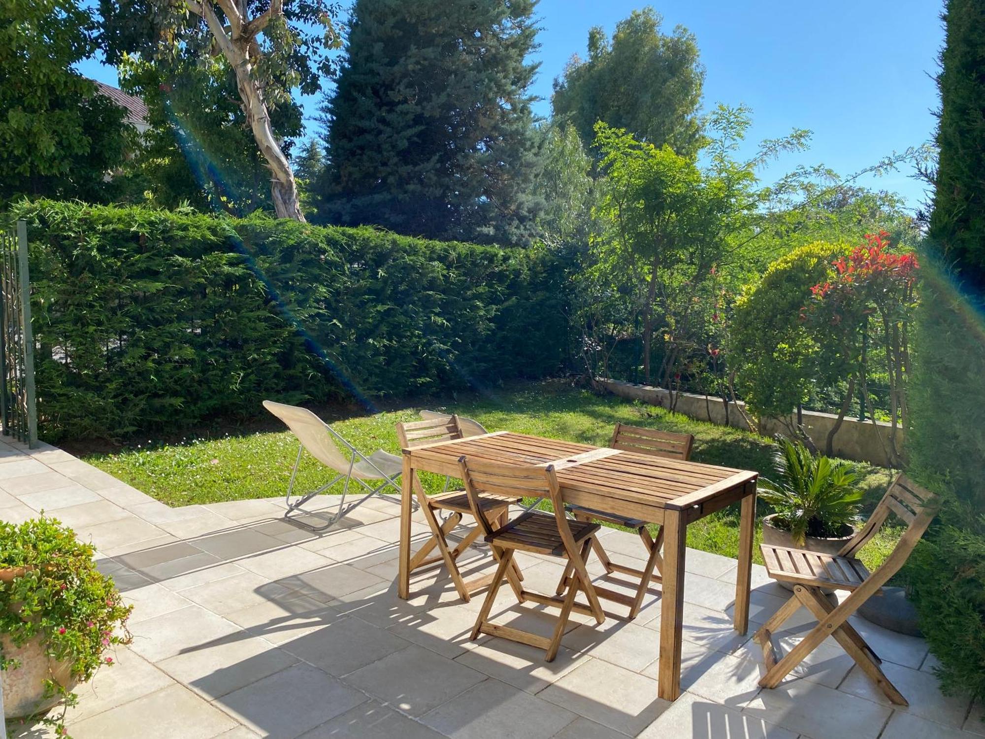 Apartmán La Bastide Du Soleil Cannes Exteriér fotografie